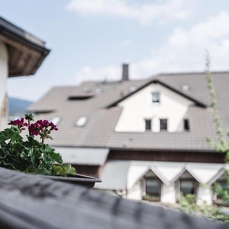 Toschis Station-Motel-Wirtshaus-An Der Autobahn-Bowling Zella-Mehlis Dış mekan fotoğraf